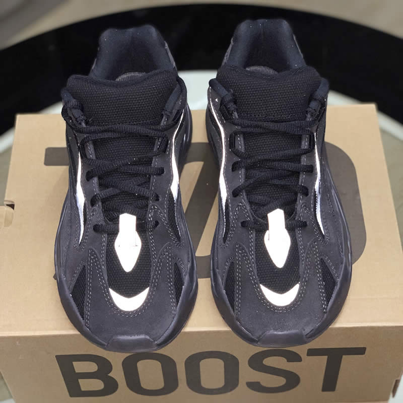 Yeezy Boost 700 V2 Vanta Black Fu6684 (3) - newkick.vip